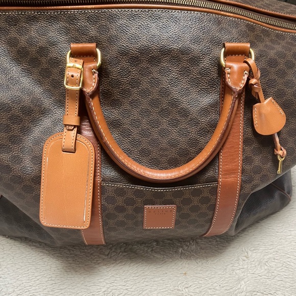 Authentic vintage Celine macadam monogram travel bag. Model: MC98/2 - Picture 2 of 16